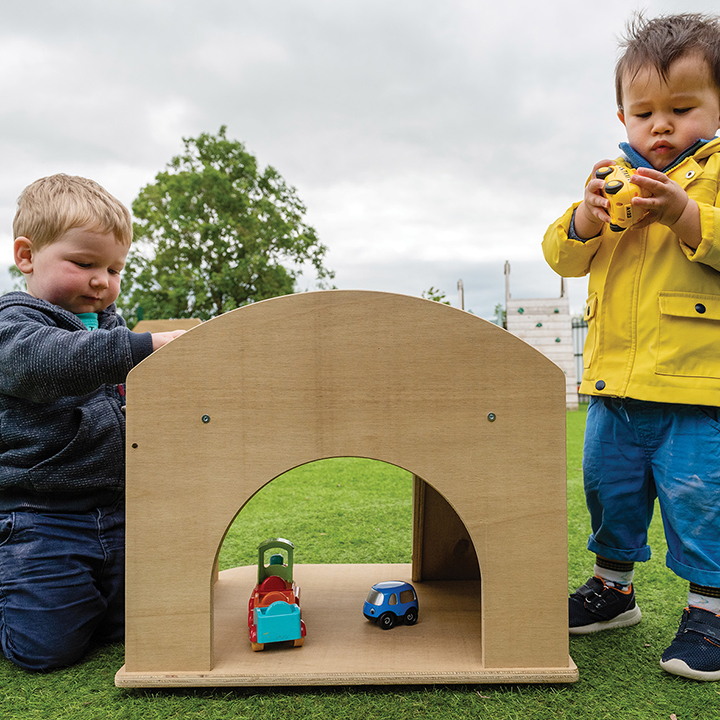 Outdoor Fences - Early Years Direct